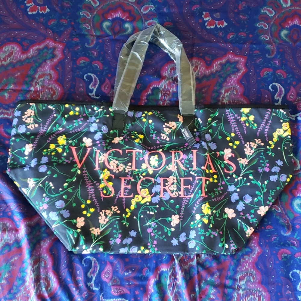 *VS* Large Floral Canvas Tote